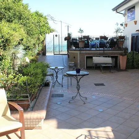 فندق مبيت وإفطار Casa Anna Rita Vietri
